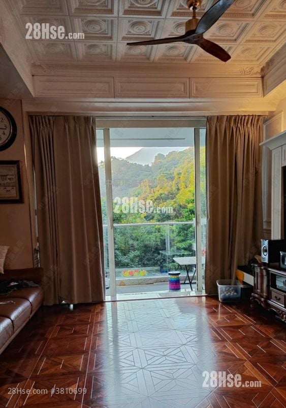 Peak One Sell 3 Bedrooms 1,087 ft²