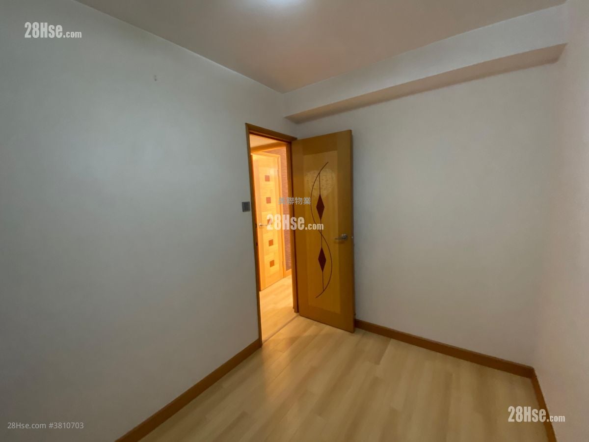 Shatin Centre Rental 2 Bedrooms , 1 Bathroom 357 ft²