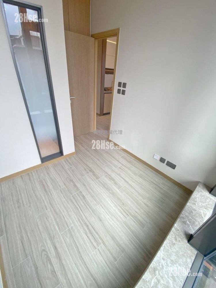 The Vantage Sell 1 Bedroom , 1 Bathroom 277 ft²