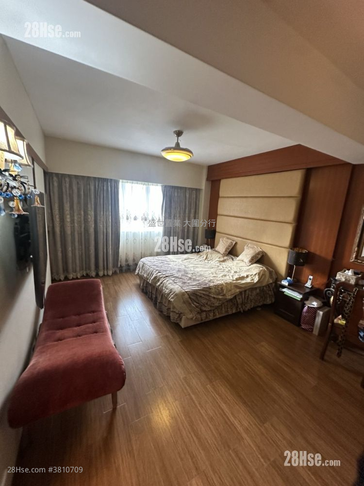 世界花园 售盘 3 房 , 3 浴室 1,255 平方尺