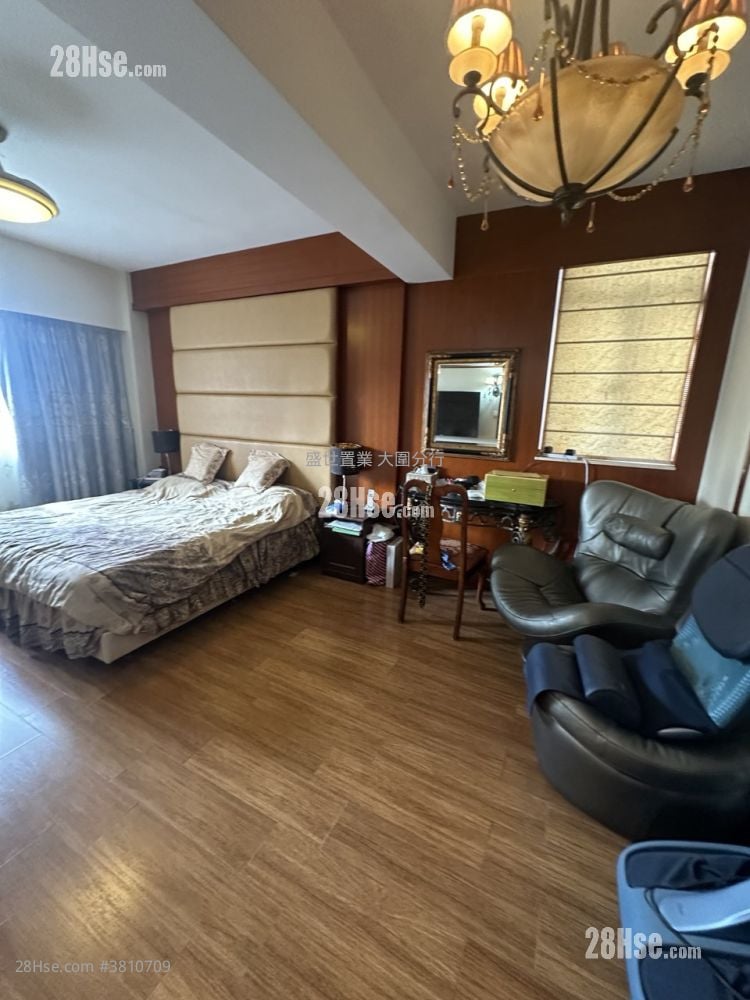 世界花园 售盘 3 房 , 3 浴室 1,255 平方尺