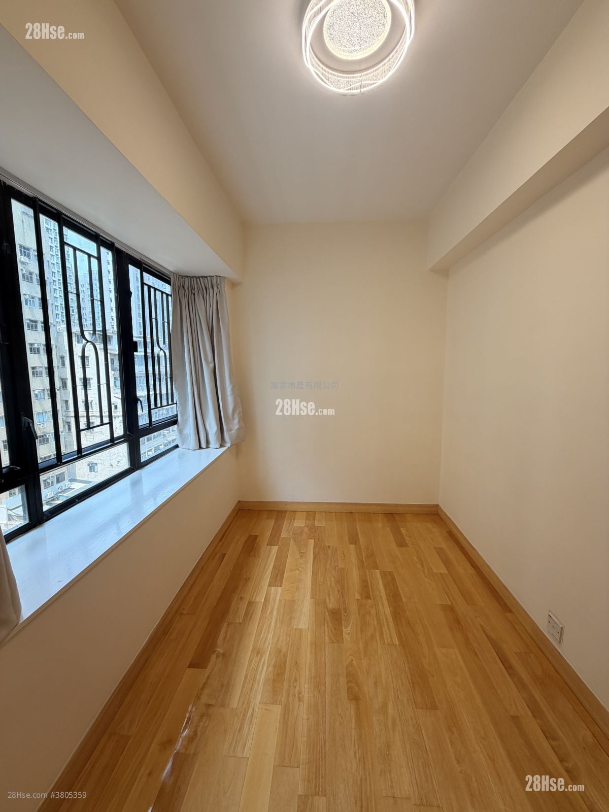 乐嘉中心 租盘 3 房 , 1 浴室 537 平方尺