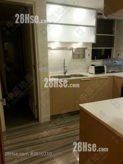 Peak One Sell 4 Bedrooms 1,380 ft²