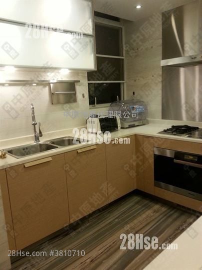 Peak One Sell 4 Bedrooms 1,380 ft²