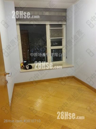 Peak One Sell 4 Bedrooms 1,380 ft²