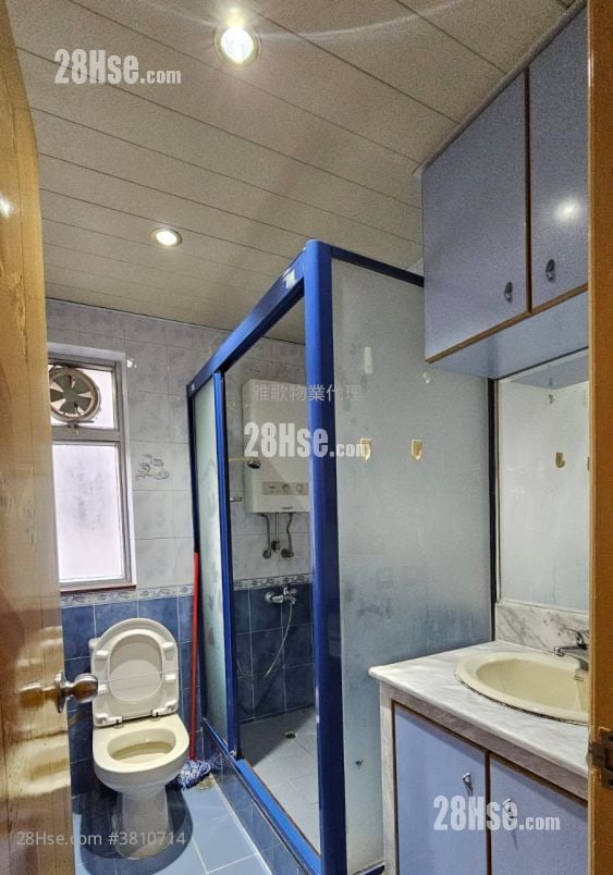 Full Wealth Gardens Rental 2 Bedrooms , 1 Bathroom 463 ft²