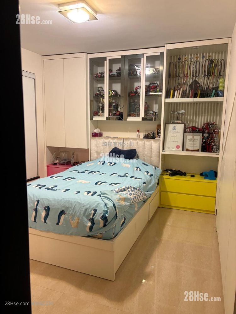 村屋 售盘 1,400 平方尺