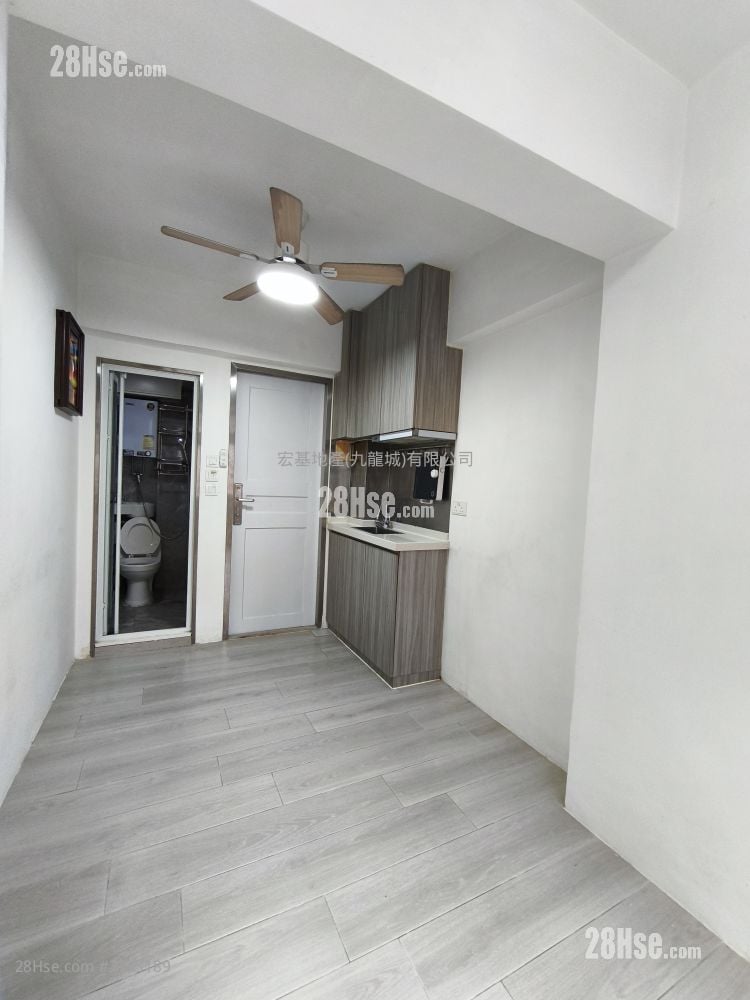 唐楼 租盘 开放式间隔 , 1 浴室 130 平方尺