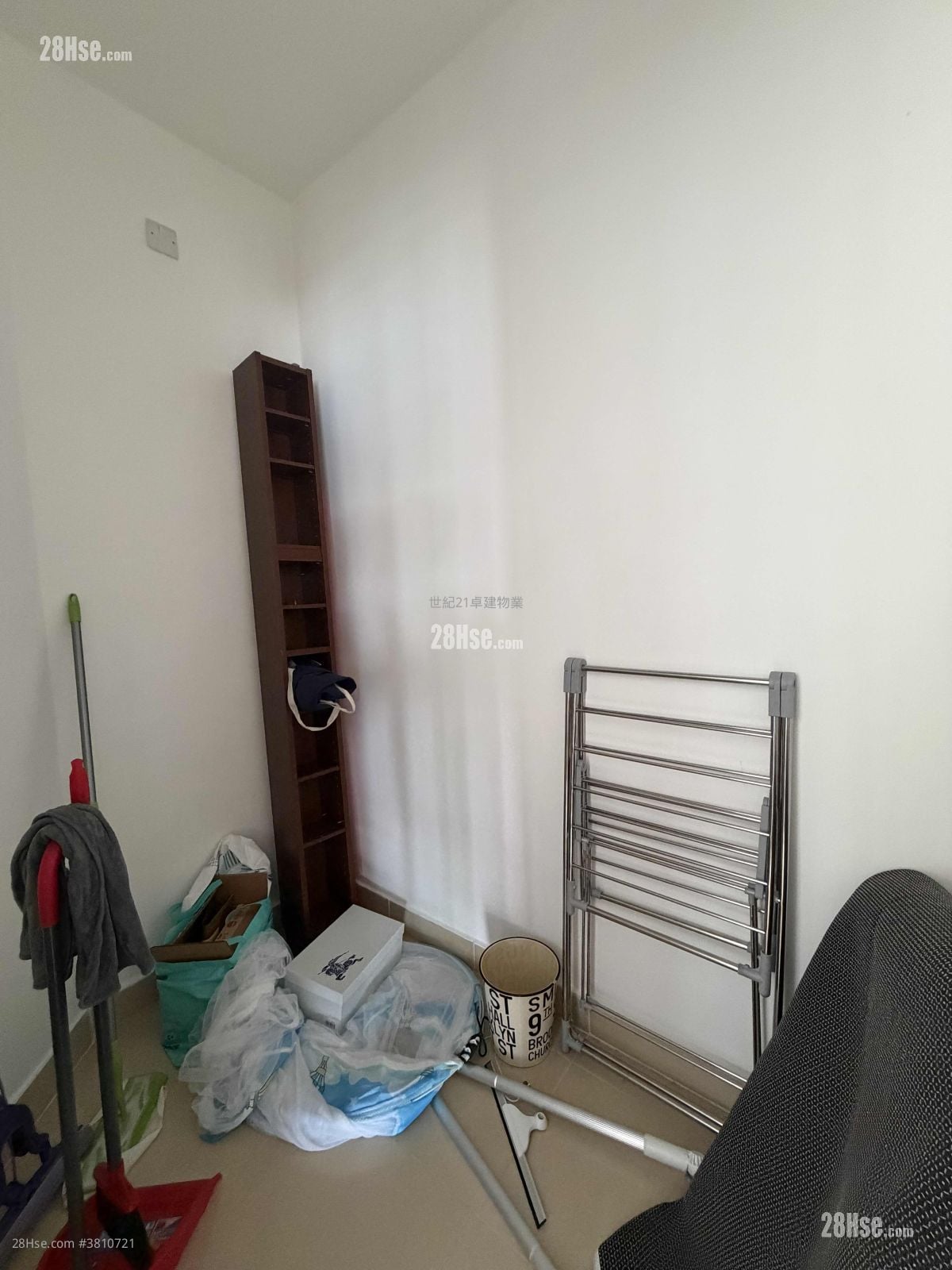 The Victoria Towers Rental 3 Bedrooms , 2 Bathrooms 821 ft²