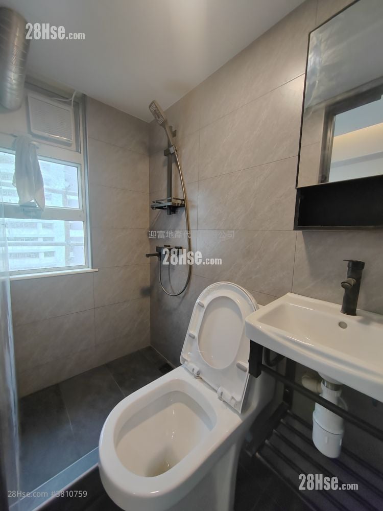 黄埔新村 售盘 3 房 , 3 浴室 360 平方尺