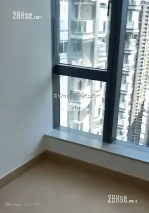 Grand Seasons Rental 2 Bedrooms , 1 Bathroom 435 ft²