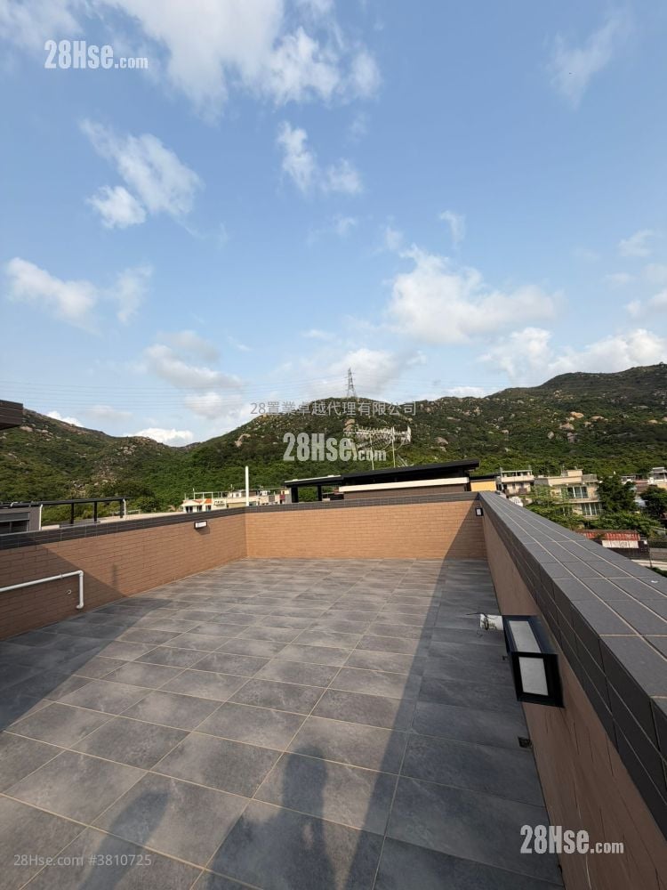 村屋 售盘 3 房 , 1 浴室 700 平方尺