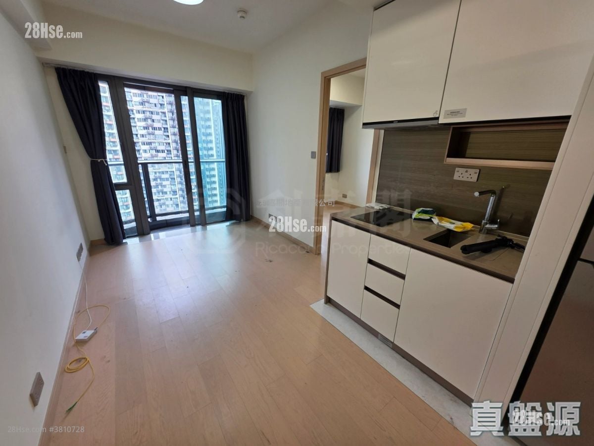 K. Summit Rental 333 ft²