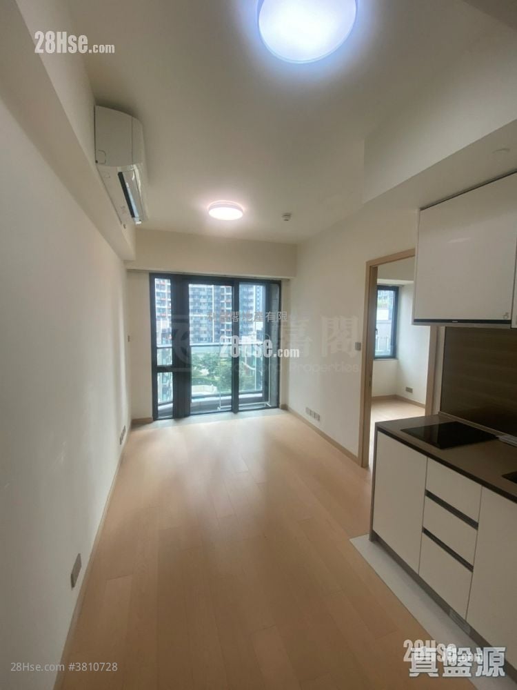 K. Summit Rental 333 ft²