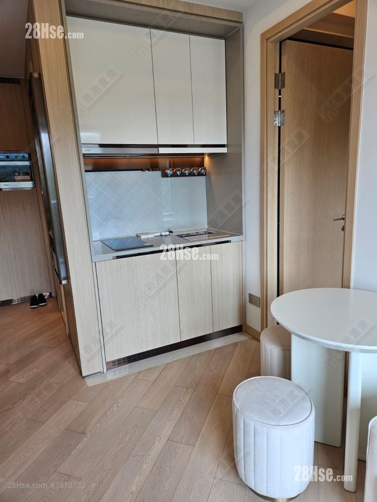 Manor Hill Sell 1 Bedroom , 1 Bathroom 300 ft²