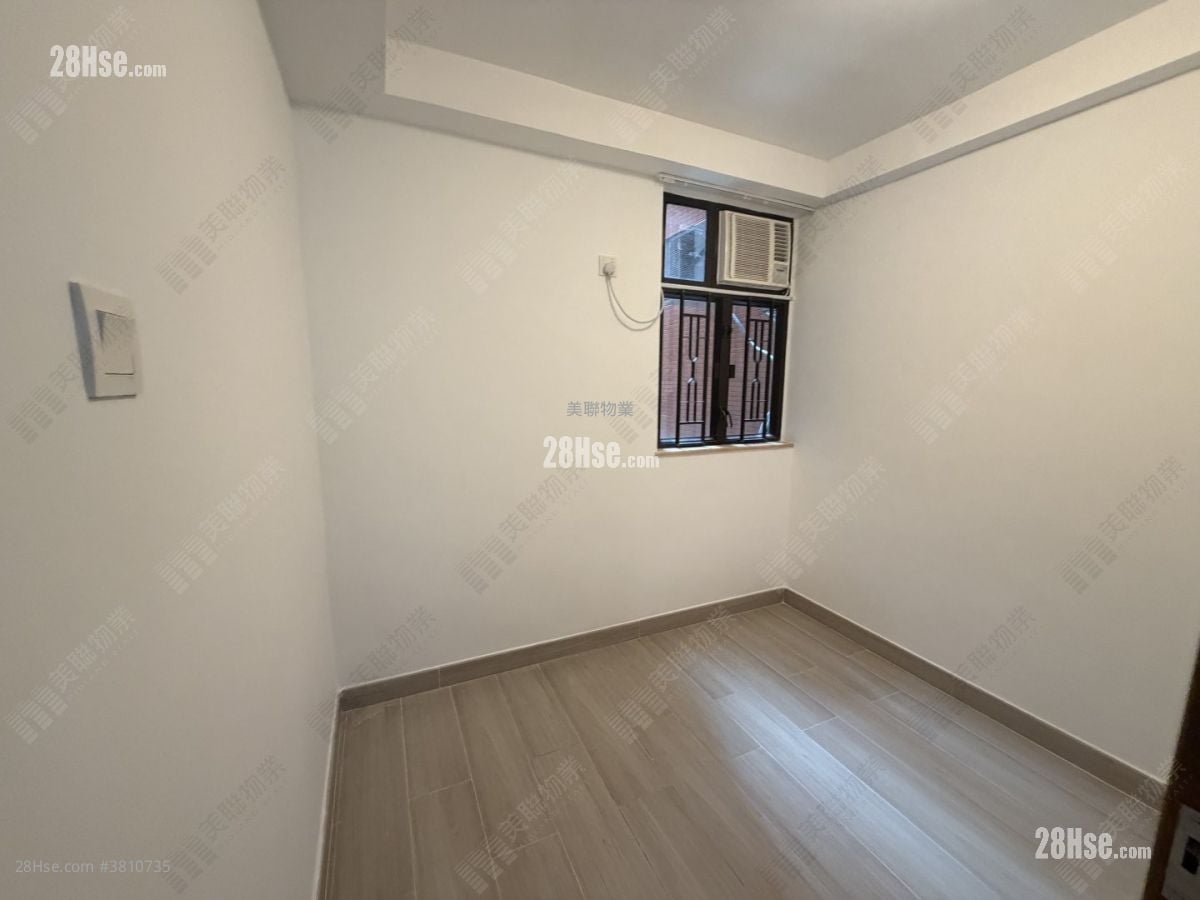 Jade Court Sell 2 Bedrooms 385 ft²