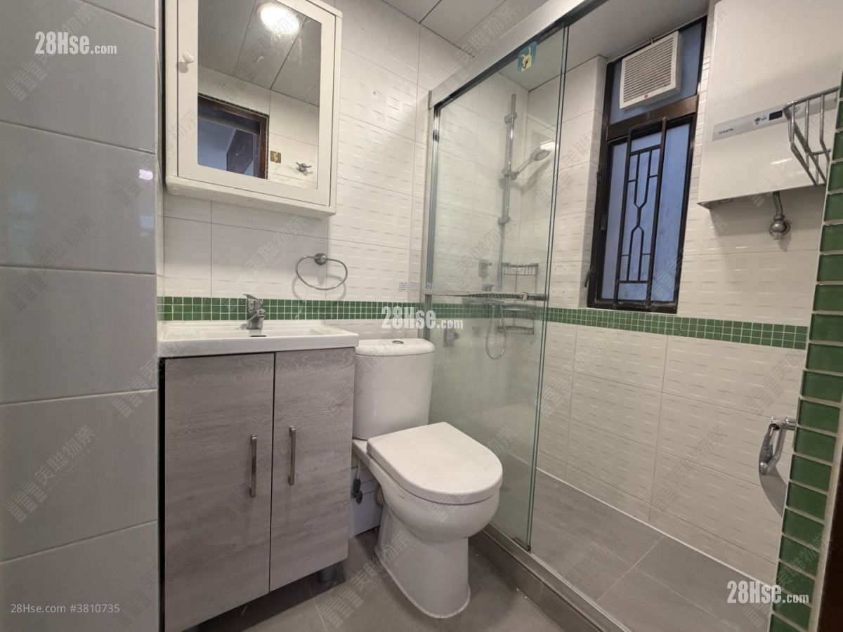 Jade Court Sell 2 Bedrooms 385 ft²