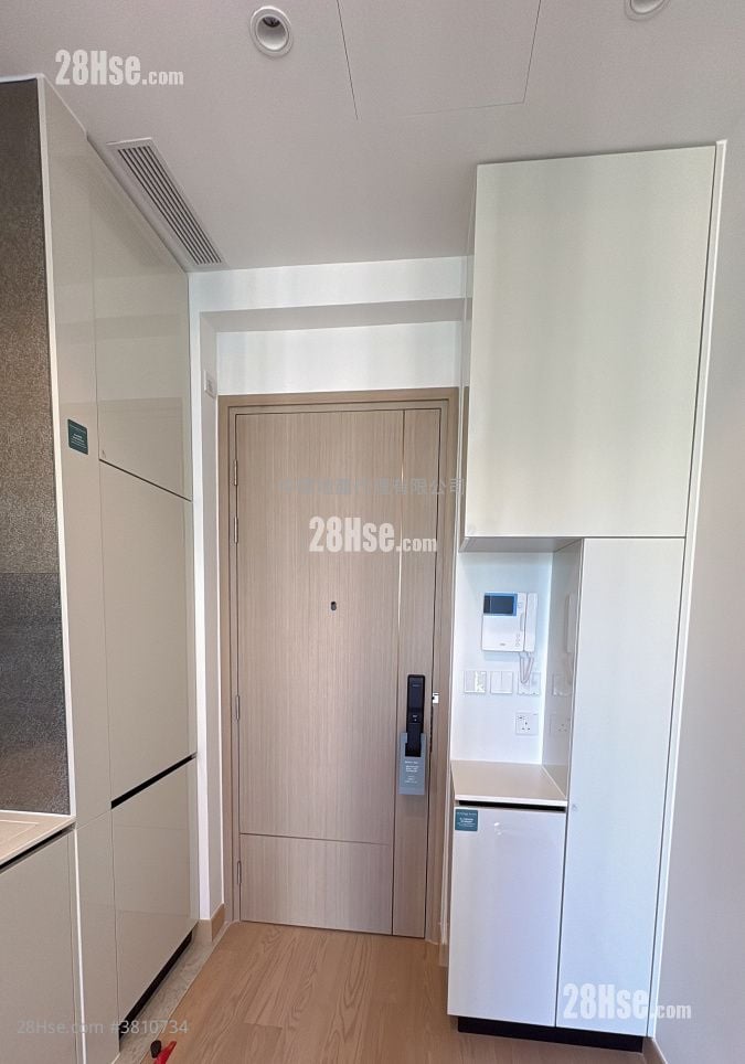 Seasons Place Rental 1 Bedroom , 1 Bathroom 323 ft²