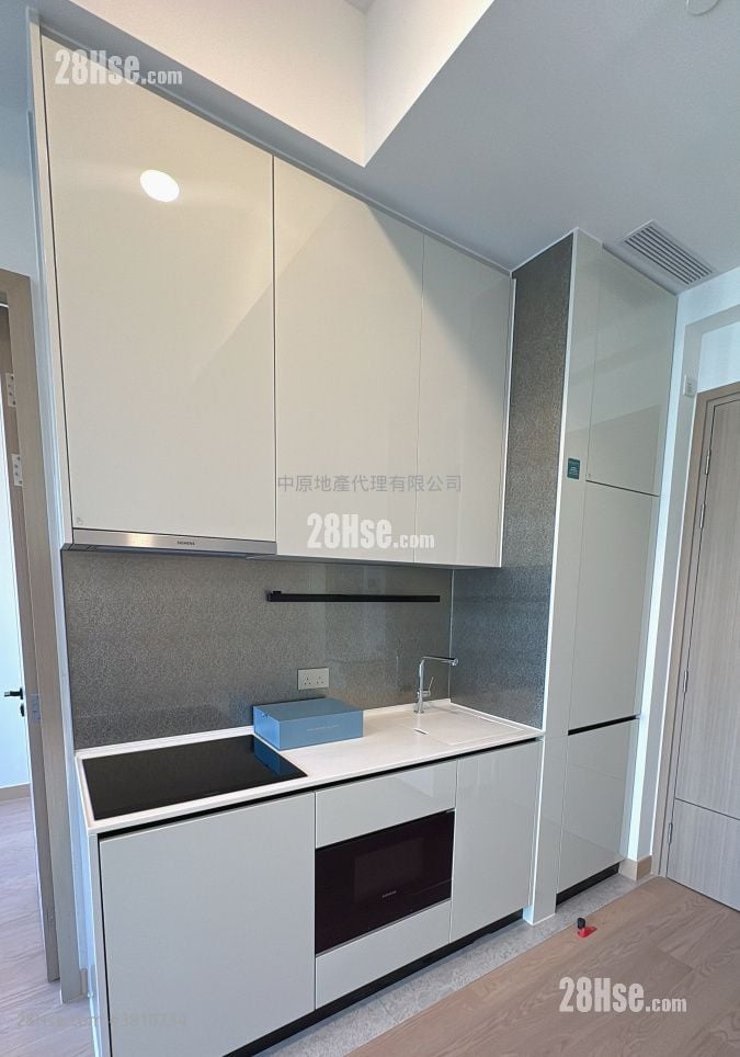 Seasons Place Rental 1 Bedroom , 1 Bathroom 323 ft²