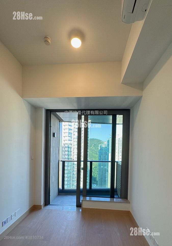 Seasons Place Rental 1 Bedroom , 1 Bathroom 323 ft²