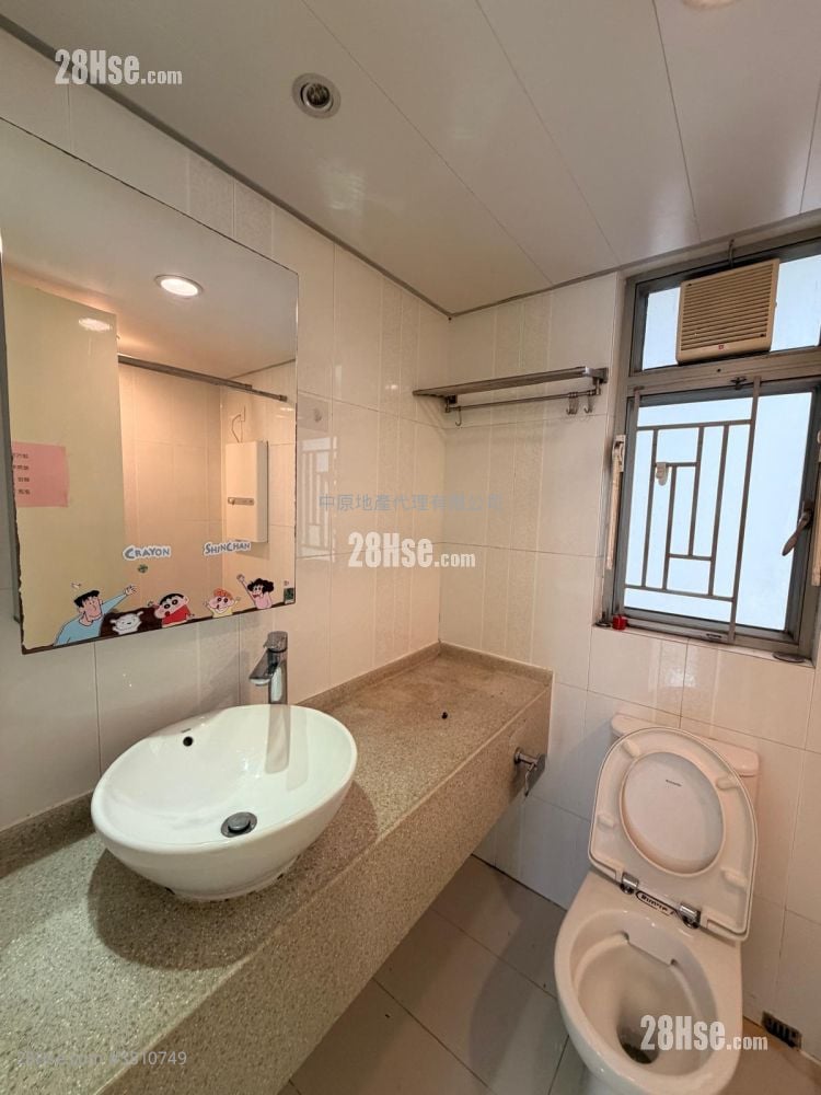 Tseung Kwan O Plaza Sell 3 Bedrooms , 1 Bathroom 517 ft²