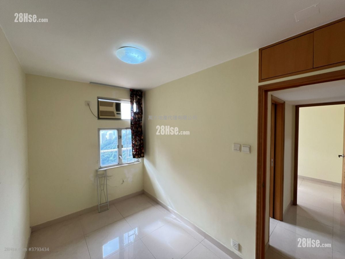 愉田苑 售盘 3 房 , 1 浴室 548 平方尺