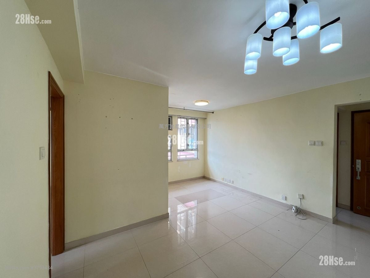 愉田苑 售盘 3 房 , 1 浴室 548 平方尺