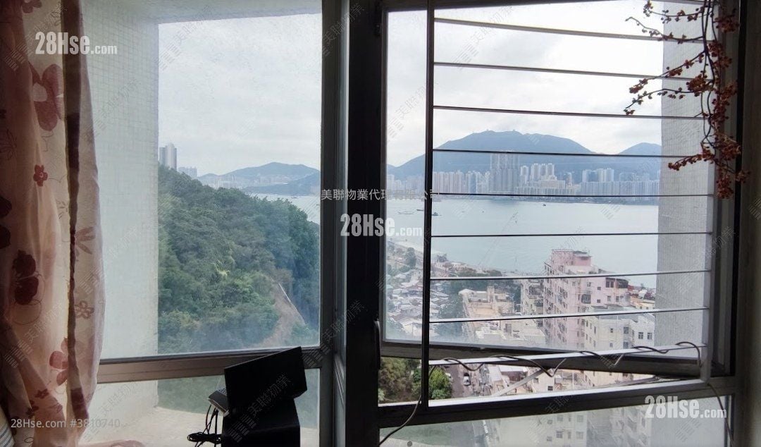 Laguna City Sell 2 Bedrooms , 1 Bathroom 526 ft²