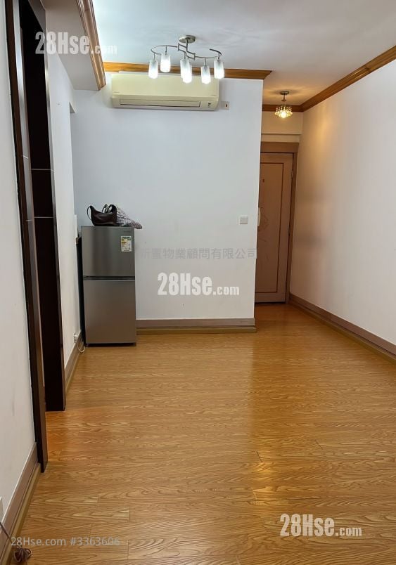 The Orchards Sell 3 Bedrooms , 2 Bathrooms 752 ft²