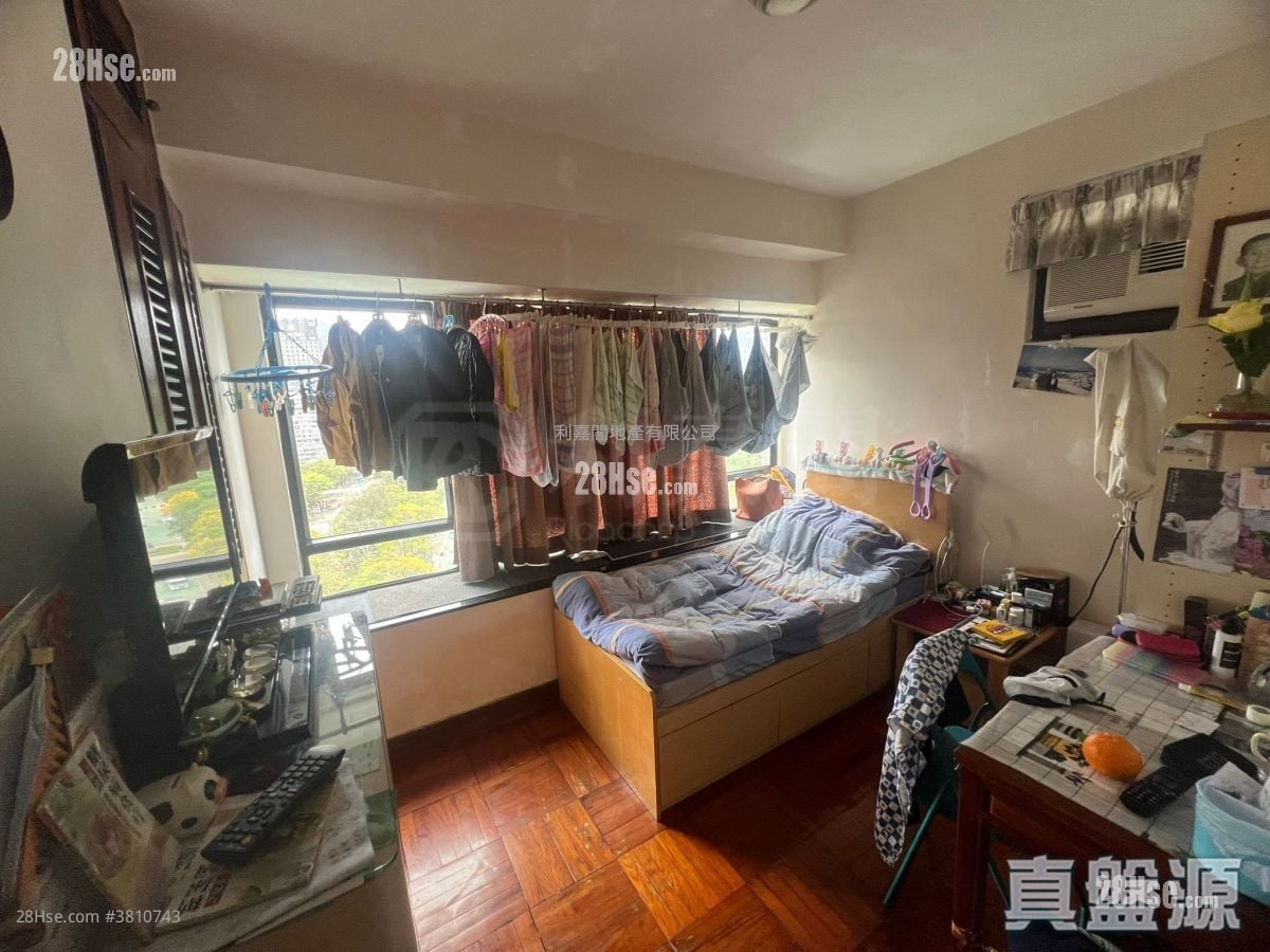 Park Towers Sell 3 Bedrooms 998 ft²