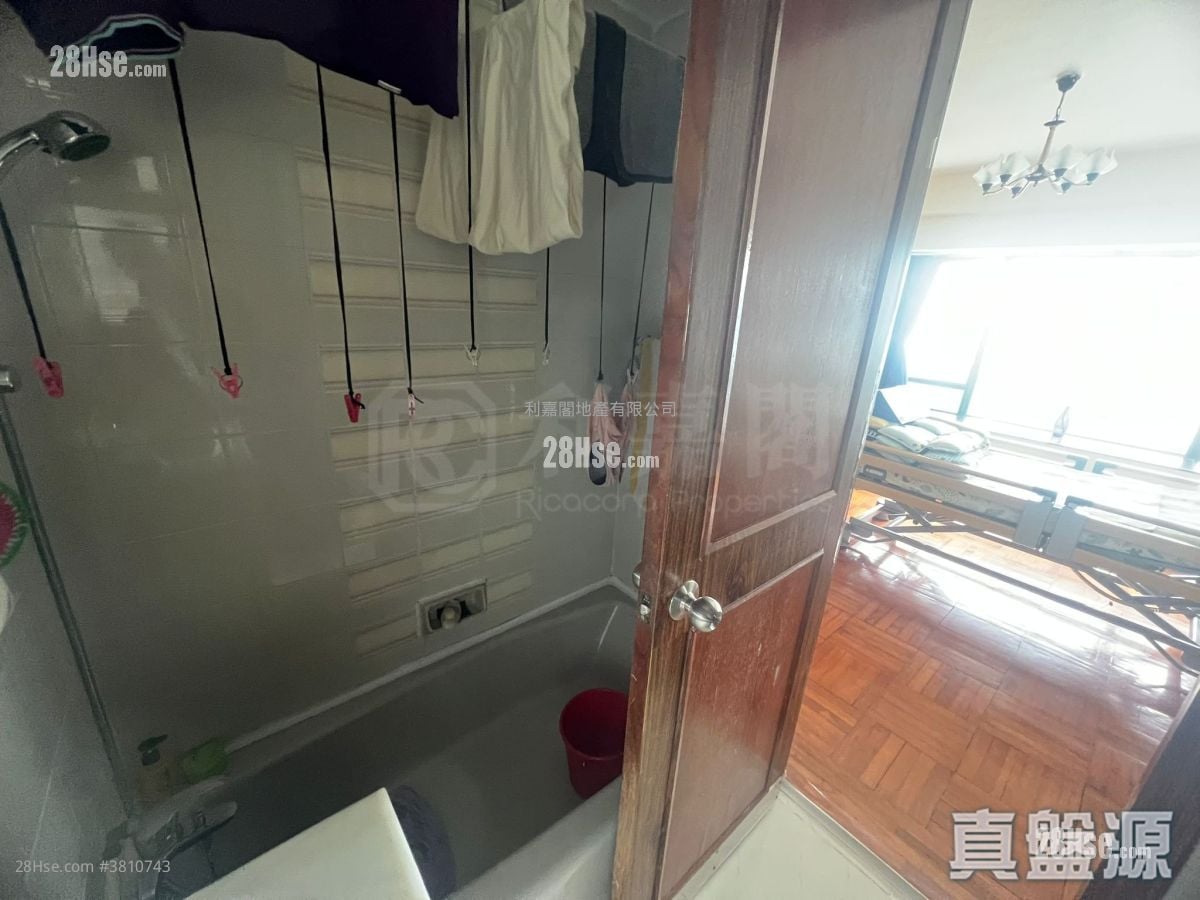 Park Towers Sell 3 Bedrooms 998 ft²