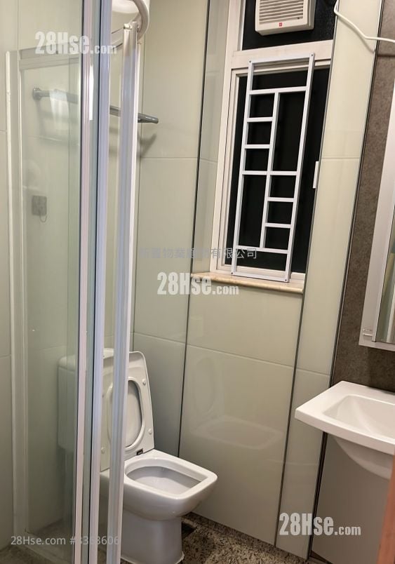 The Orchards Sell 3 Bedrooms , 2 Bathrooms 752 ft²