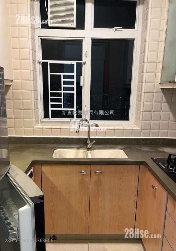 The Orchards Sell 3 Bedrooms , 2 Bathrooms 752 ft²