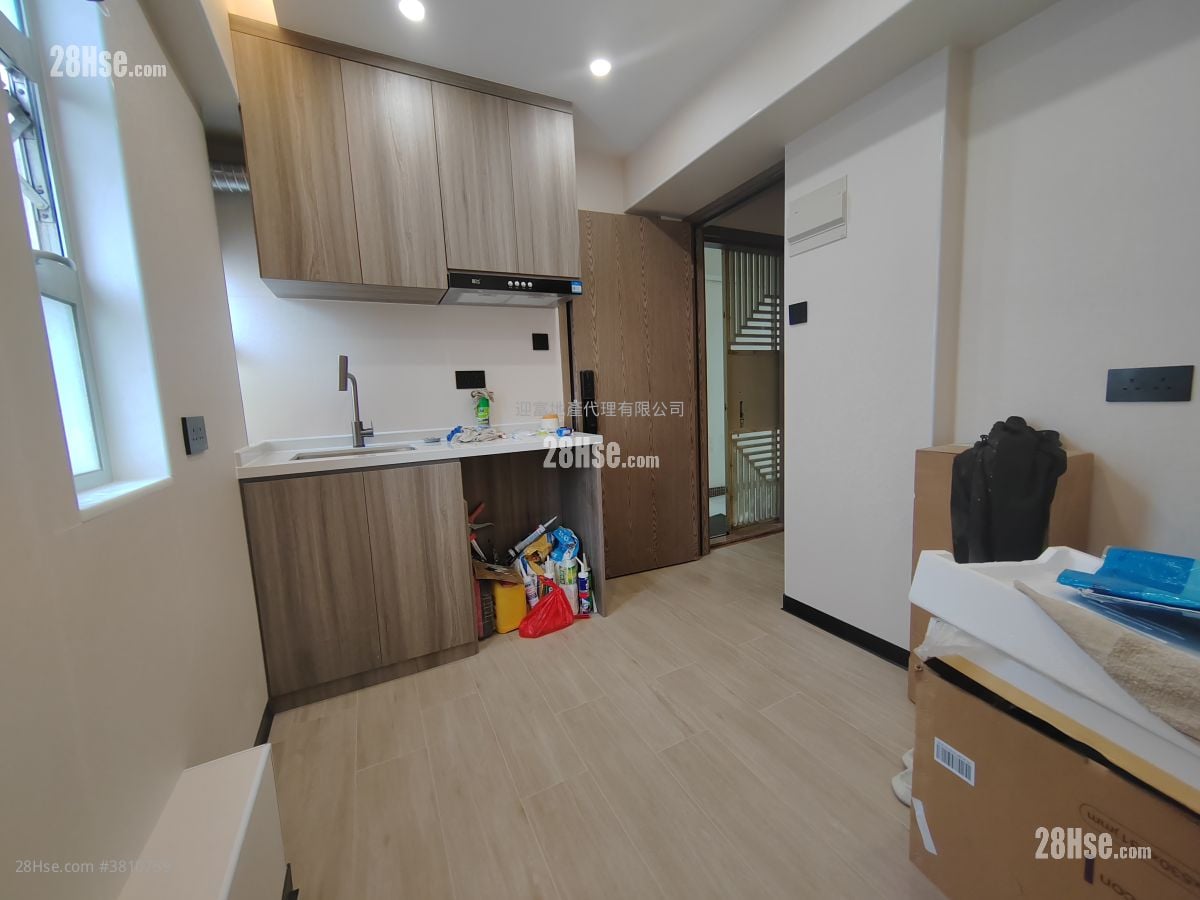 黄埔新村 售盘 3 房 , 3 浴室 360 平方尺