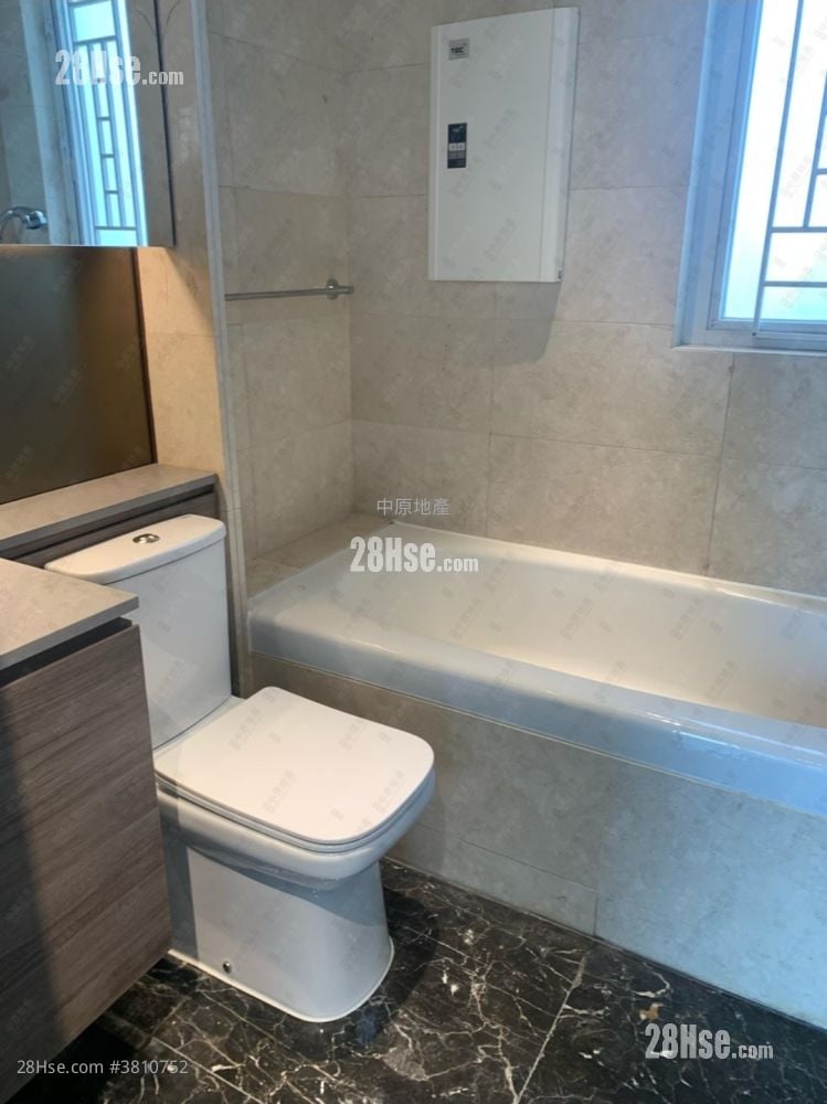 新港豪庭 租盘 4 房 767 平方尺