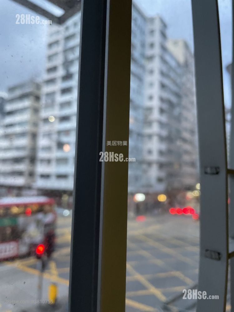 Tenement House Sell 628 ft²