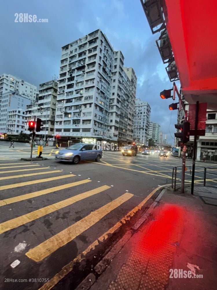 Tenement House Sell 628 ft²