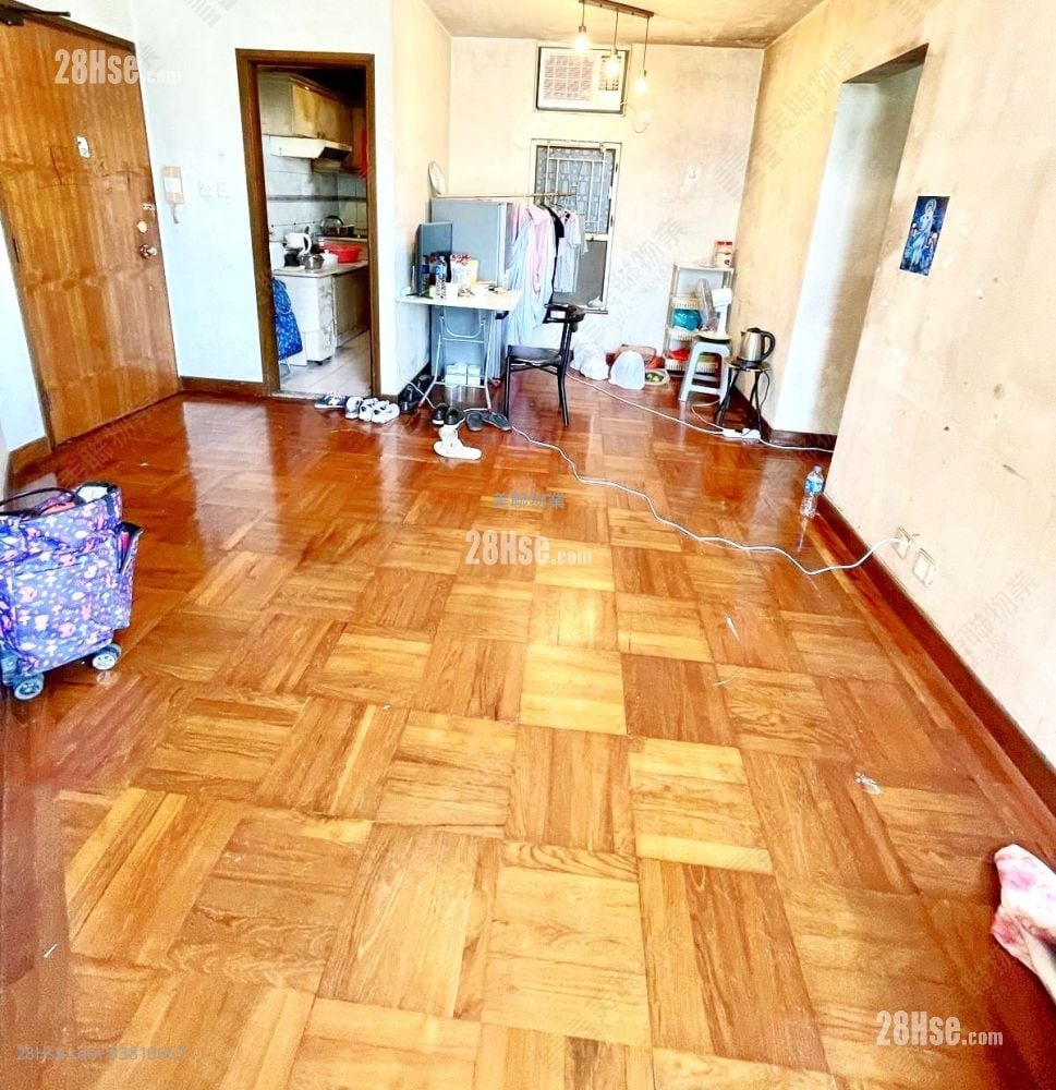 碧湖花园 售盘 2 房 400 平方尺