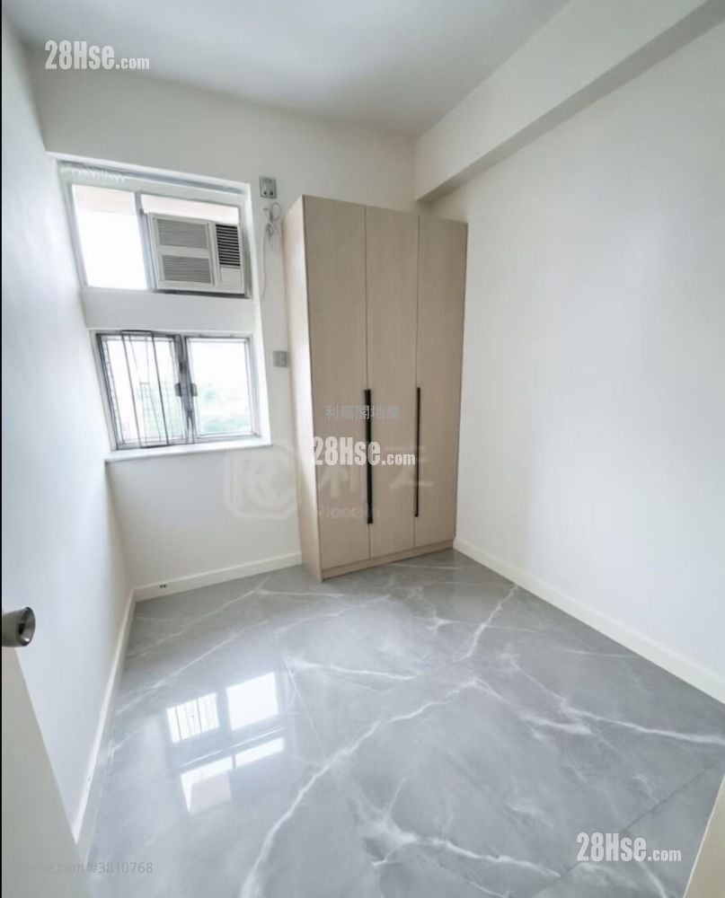 华都花园 售盘 2 房 414 平方尺