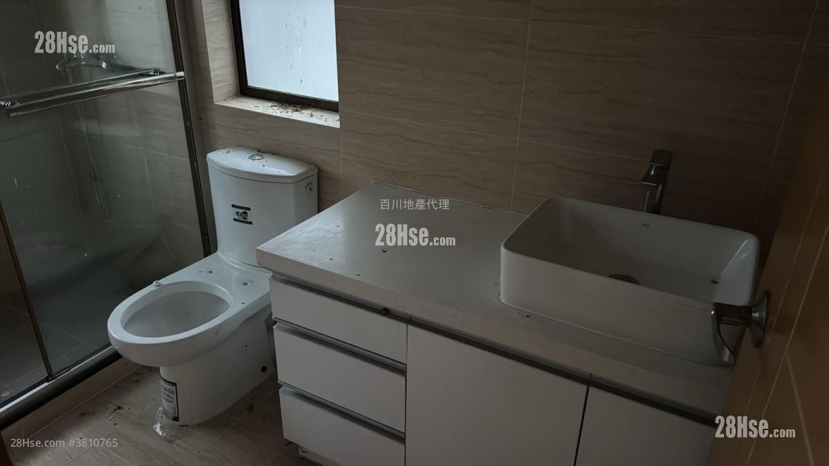 村屋 售盘 3 房 , 1 浴室 680 平方尺