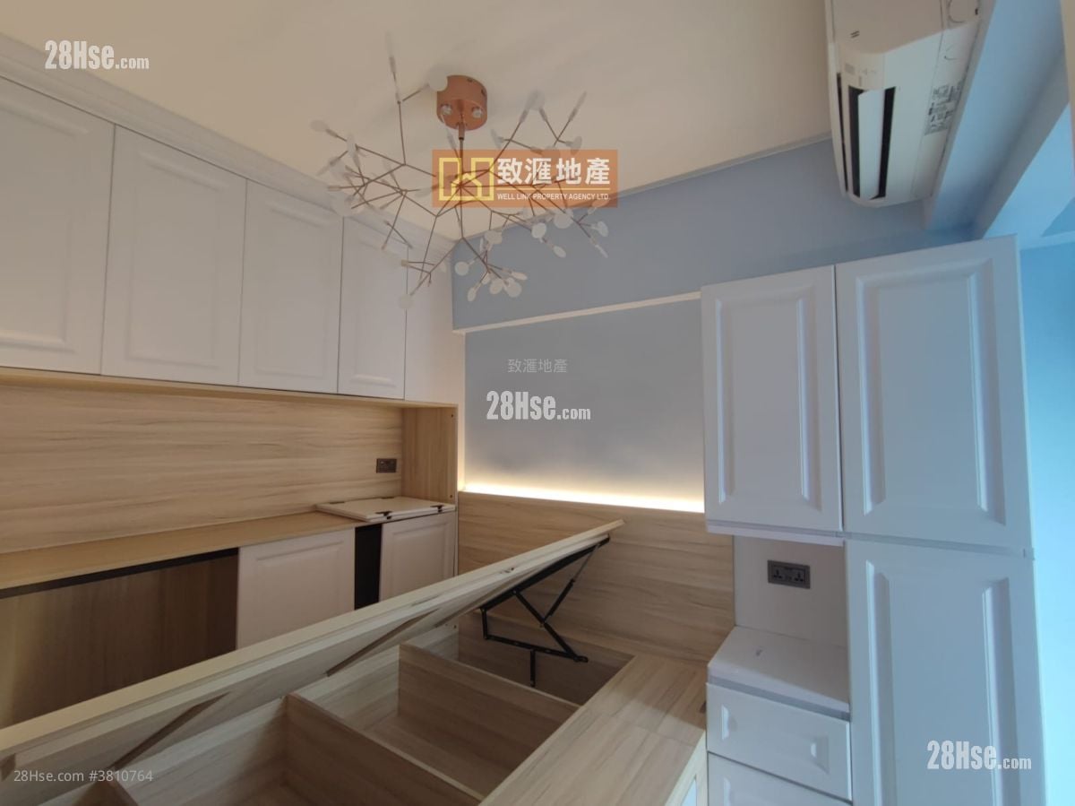 Yuet Lai Court Sell 3 Bedrooms 520 ft²