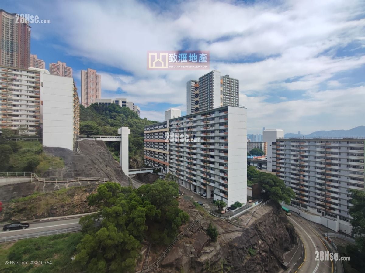 Yuet Lai Court Sell 3 Bedrooms 520 ft²