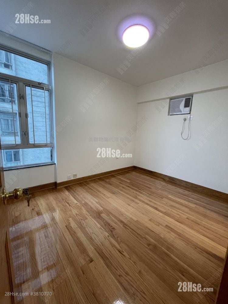 Laguna City Sell 3 Bedrooms , 2 Bathrooms 661 ft²