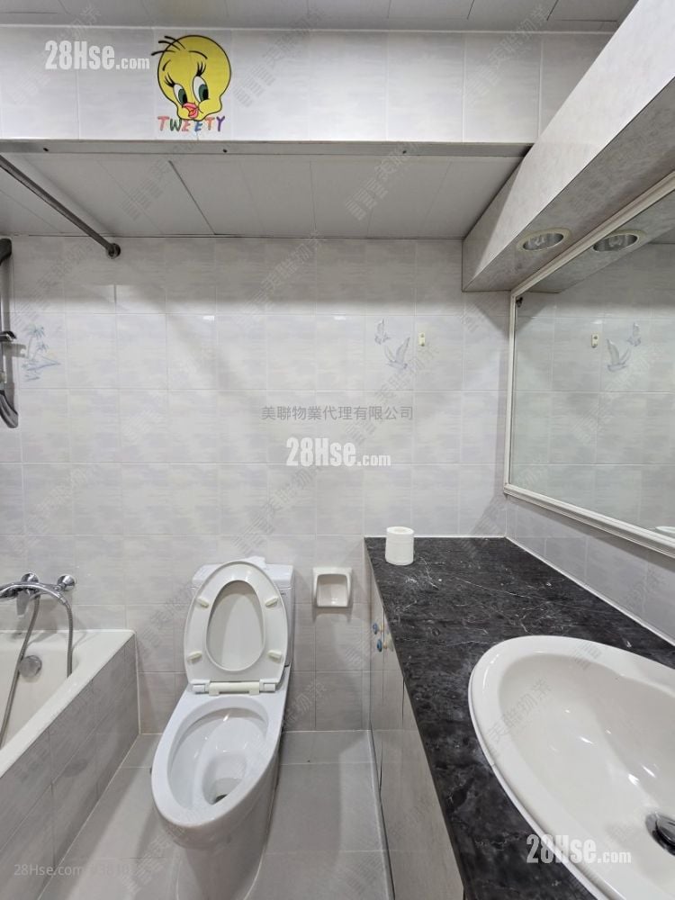 丽港城 售盘 3 房 , 2 浴室 687 平方尺