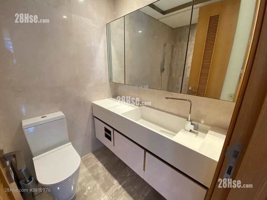 One Kai Tak(I) Sell 2 Bedrooms , 1 Bathroom 526 ft²
