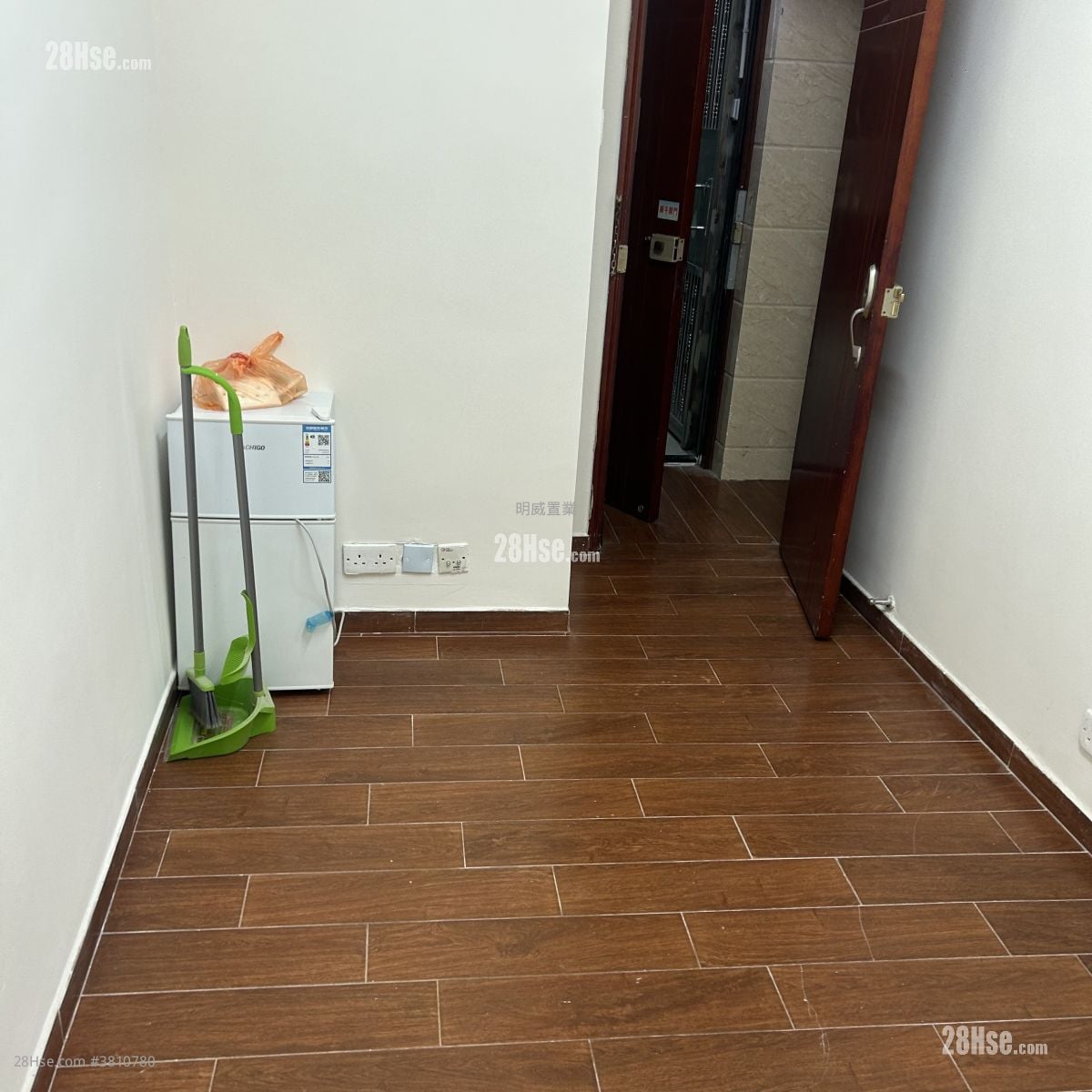 達明大廈 租盤 403 平方呎