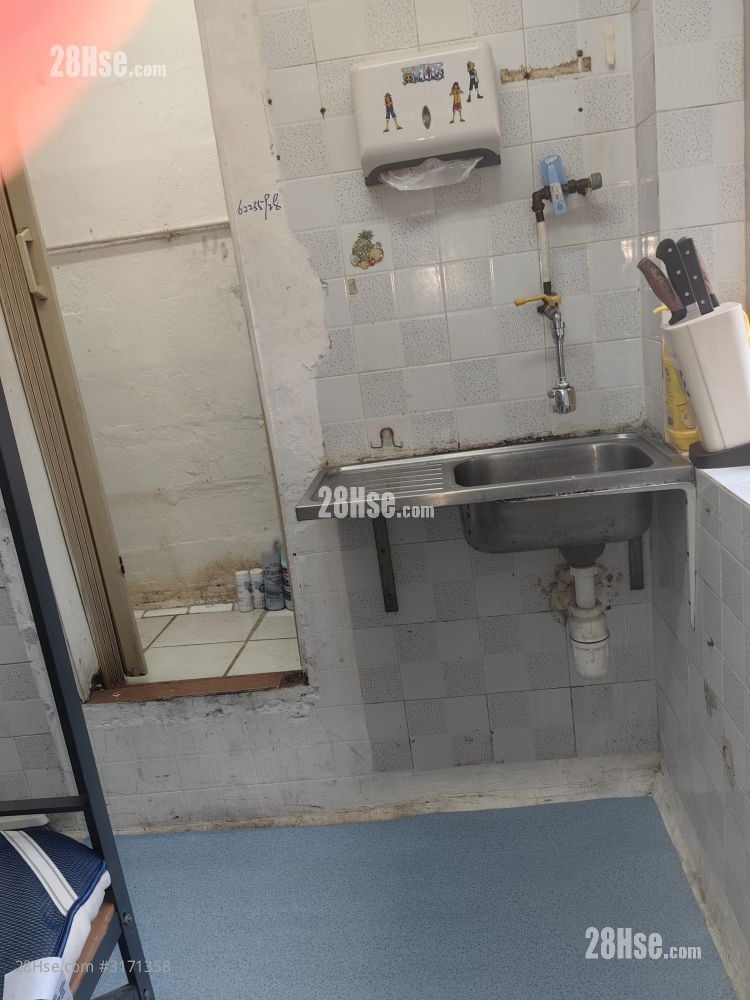 Jordan Rental 90 ft²