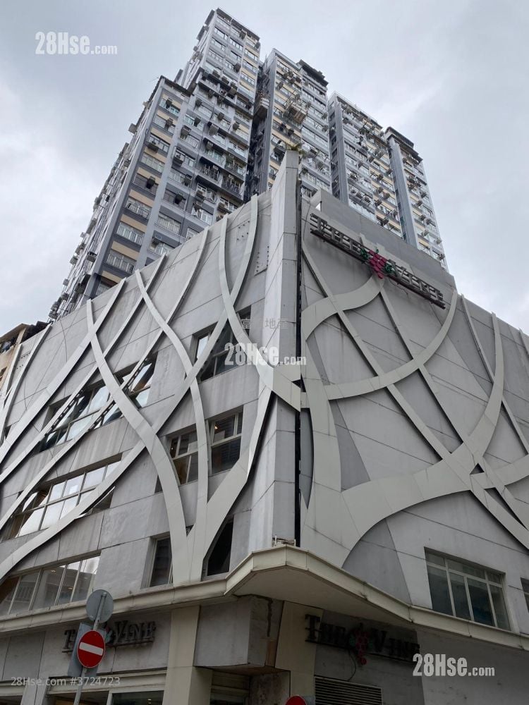 Wah To Building Sell 3 Bedrooms , 1 Bathroom