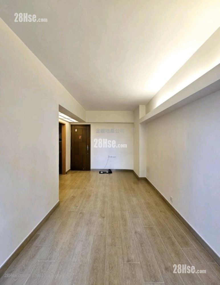 City Centre Building Rental 1 Bedroom , 1 Bathroom 335 ft²