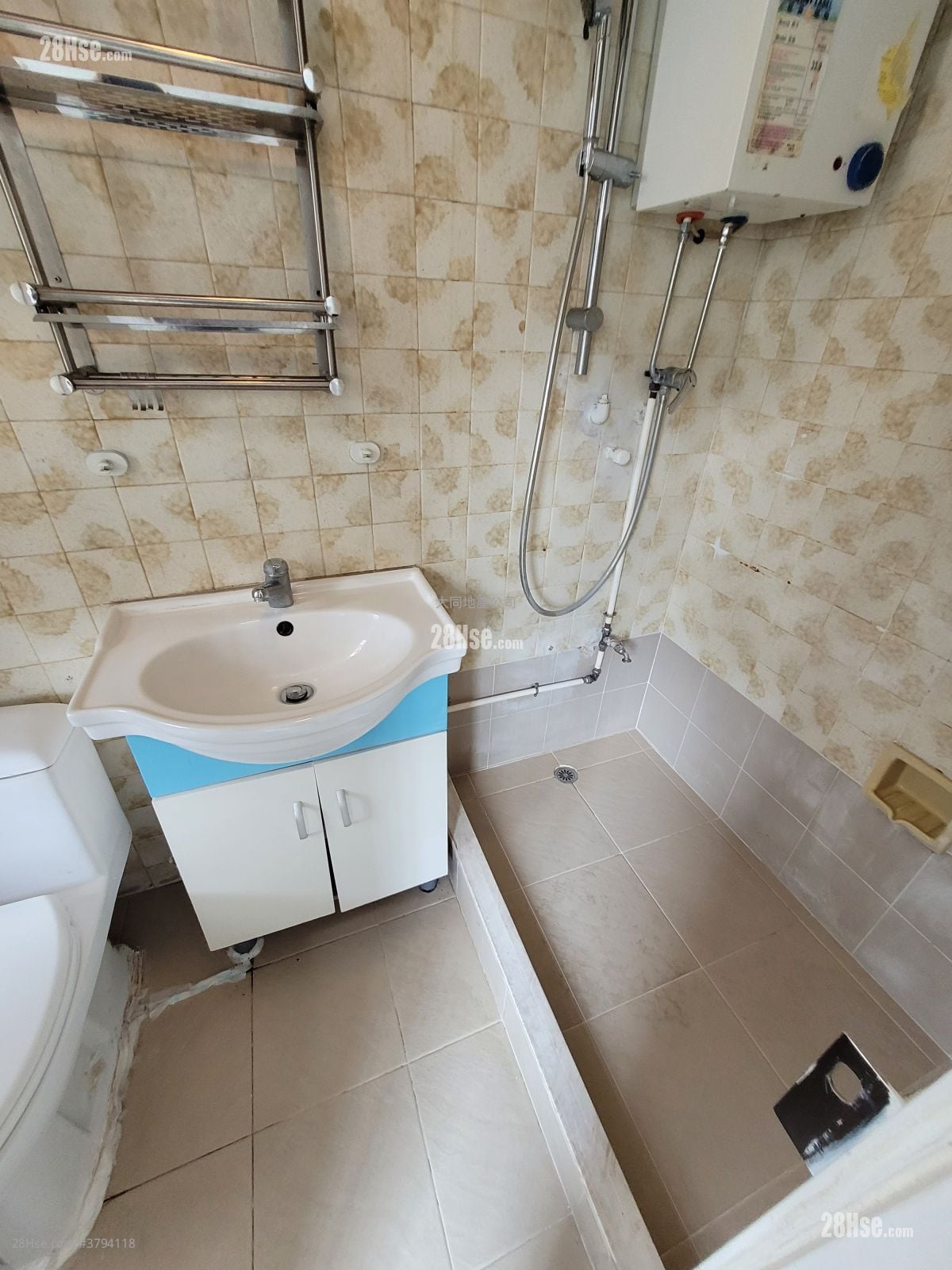 大同新村 租盘 1 房 274 平方尺